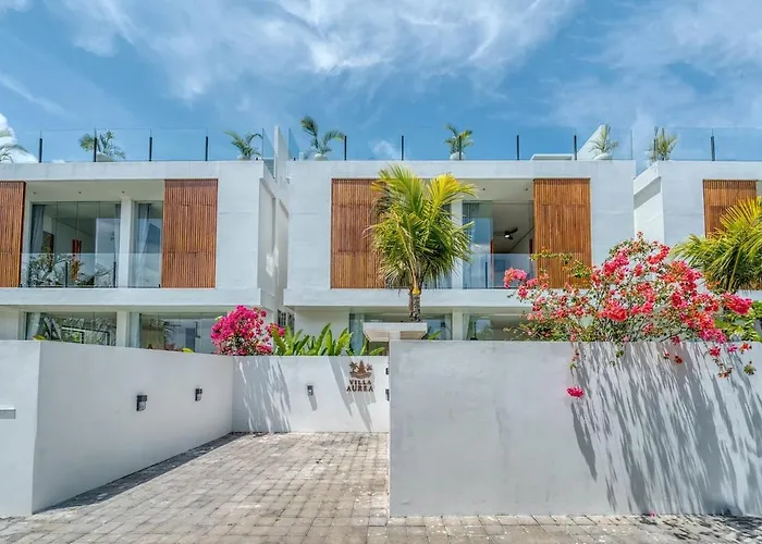 Villa Aurea 3br By Melasti